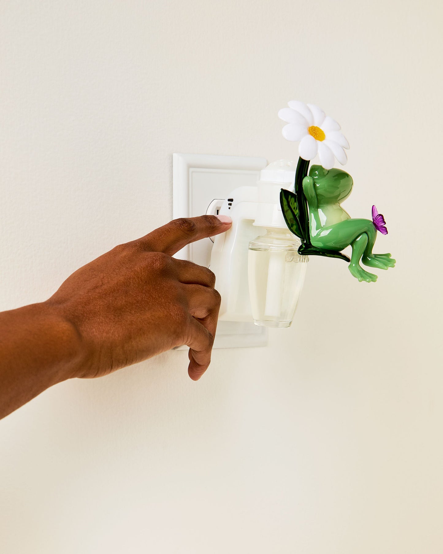LUZ DE NOCHE - RANA CON FLOR