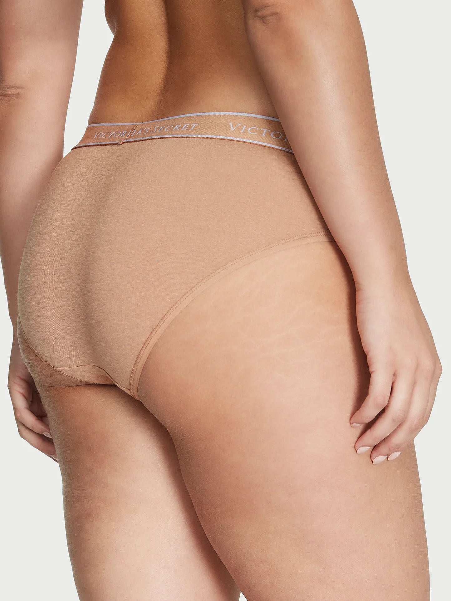 𝑽𝑺 PANTIE - EXTRA GRANDE - 65H8