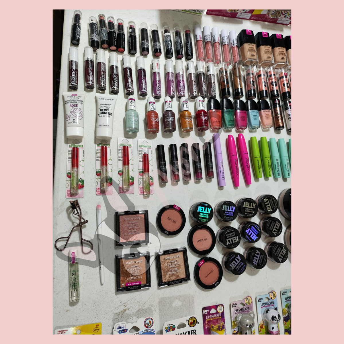 CAJA DE COSMÉTICO - 150 PIEZAS